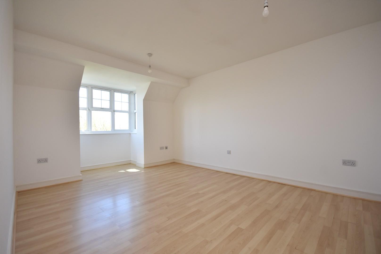 32 Heol Tre Forys, Penarth, CF64 3RE